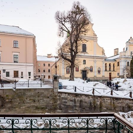 Alfa Apartments Grushevskoho 7 Lwów Zewnętrze zdjęcie